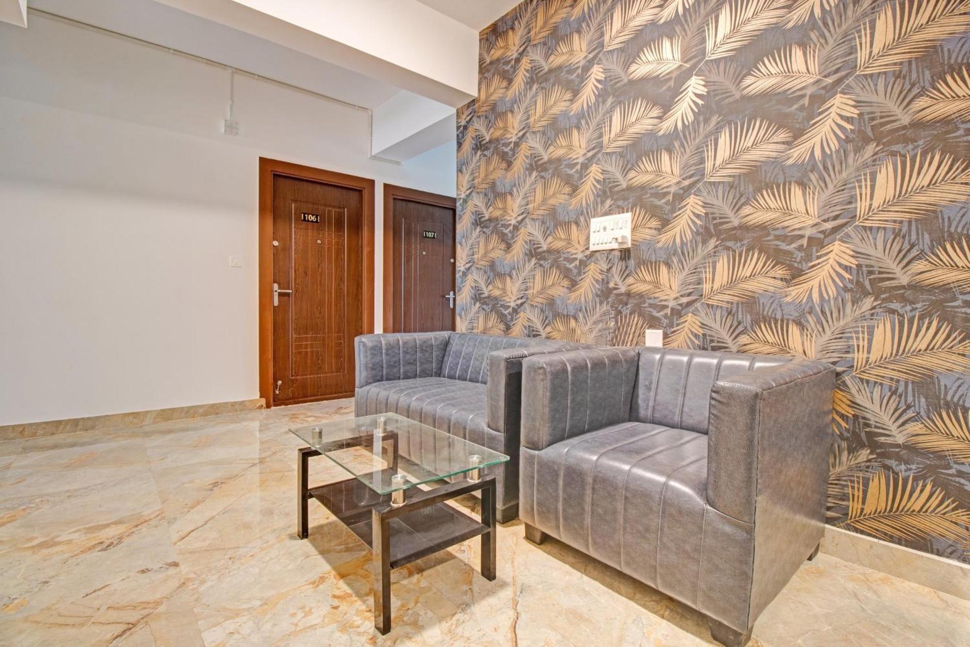 Super Collection O Petals Otium Business Hotel Bangalore Exterior foto